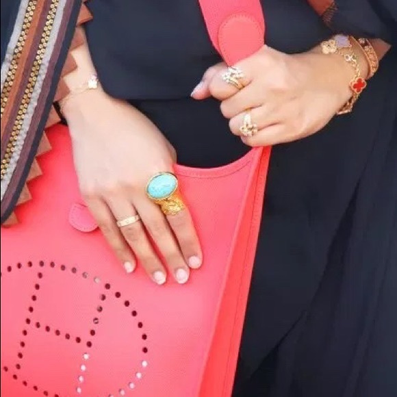 Hermes Handbags - AUTH NIB Hermès Evelyne PM- in Rose Jaipur!